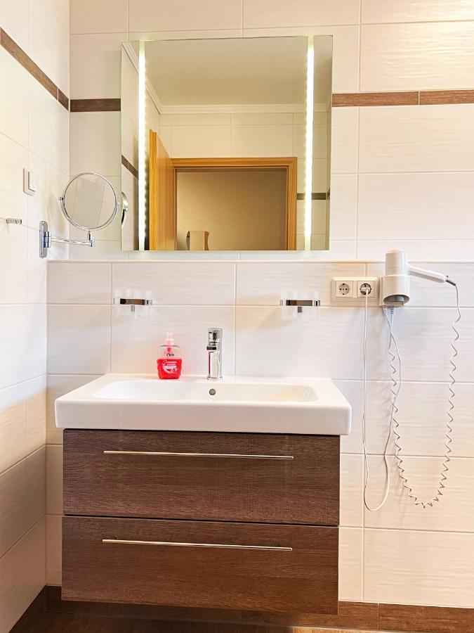 Fewo-Zimmer-Auszeit Drahnsdorf Luaran gambar